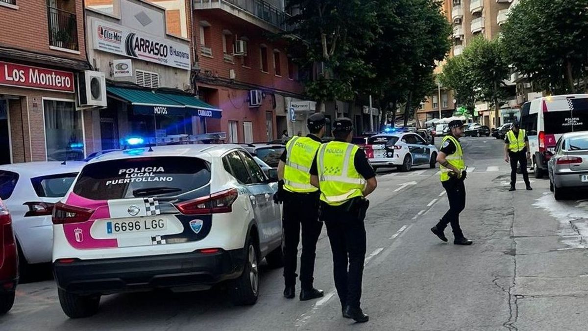 Agentes de la Policía Local de Puertollano, Ciudad Real, en una imagen de archivo