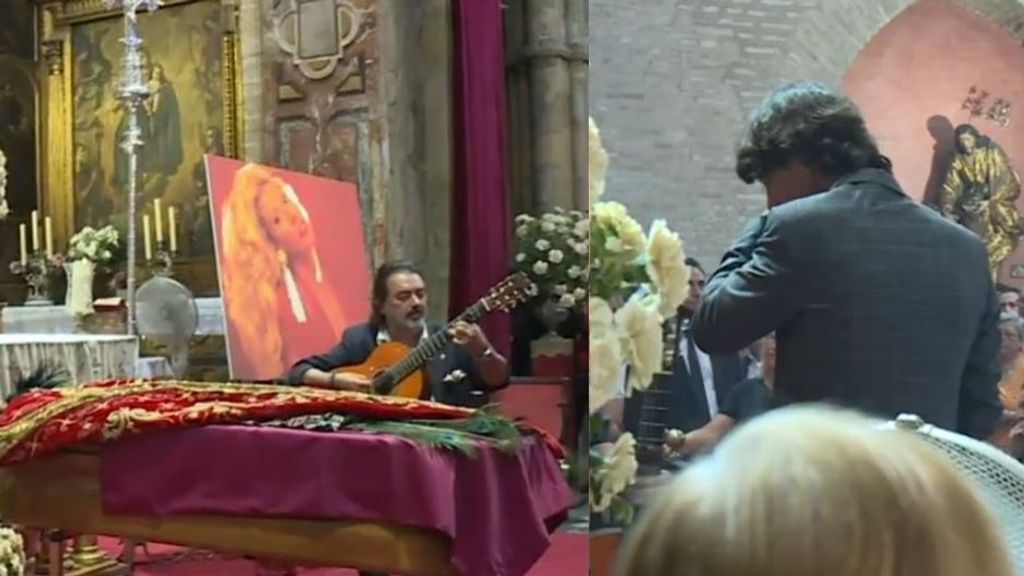 La emotiva actuación en la misa a María Jiménez que emociona a su hijo