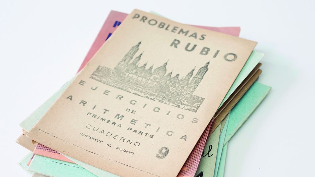 Ramón Rubio produjo cuadernos tanto de caligrafía como de aritmética.