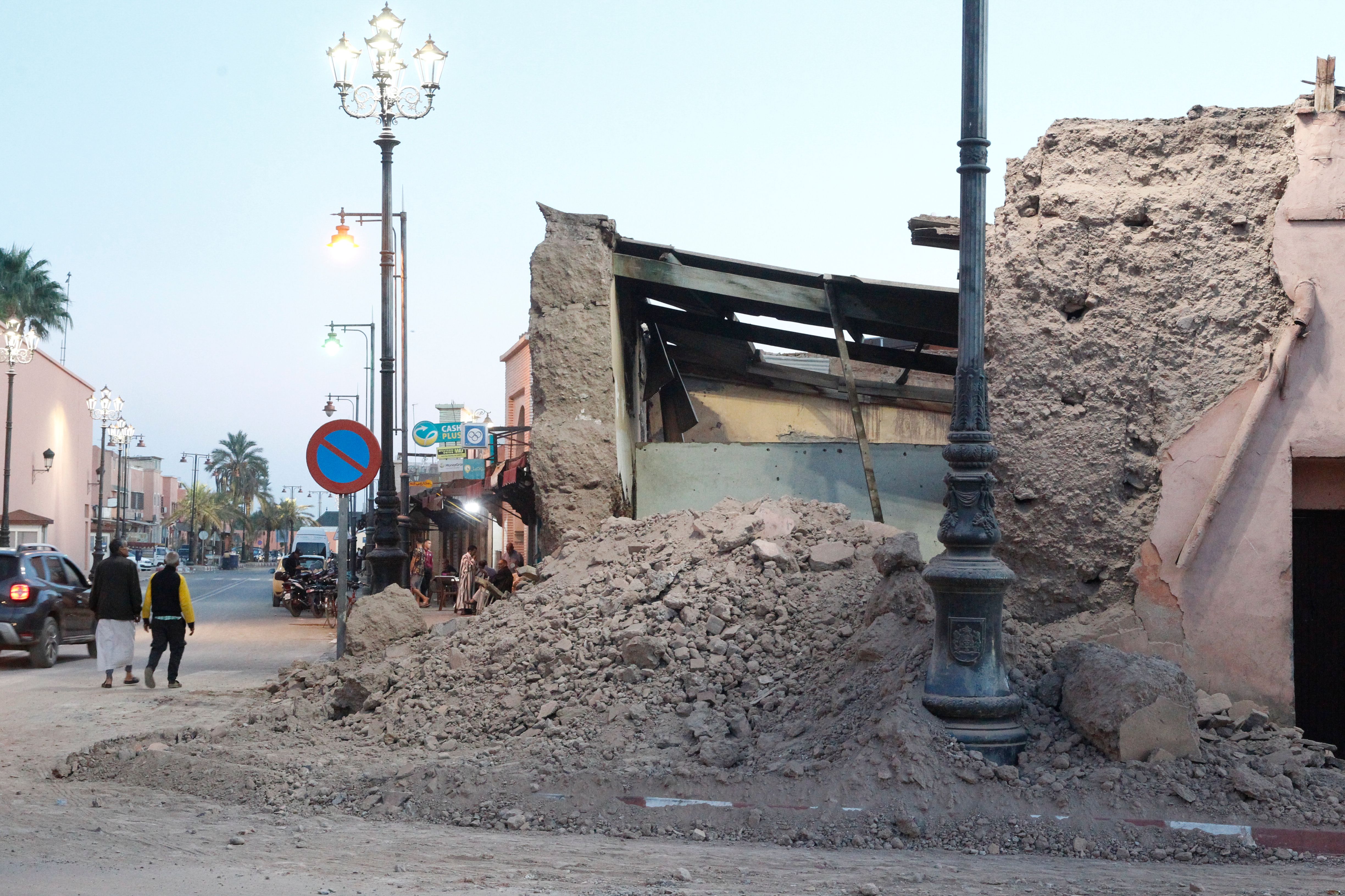 Un fuerte terremoto de magnitud 7 azota Marruecos