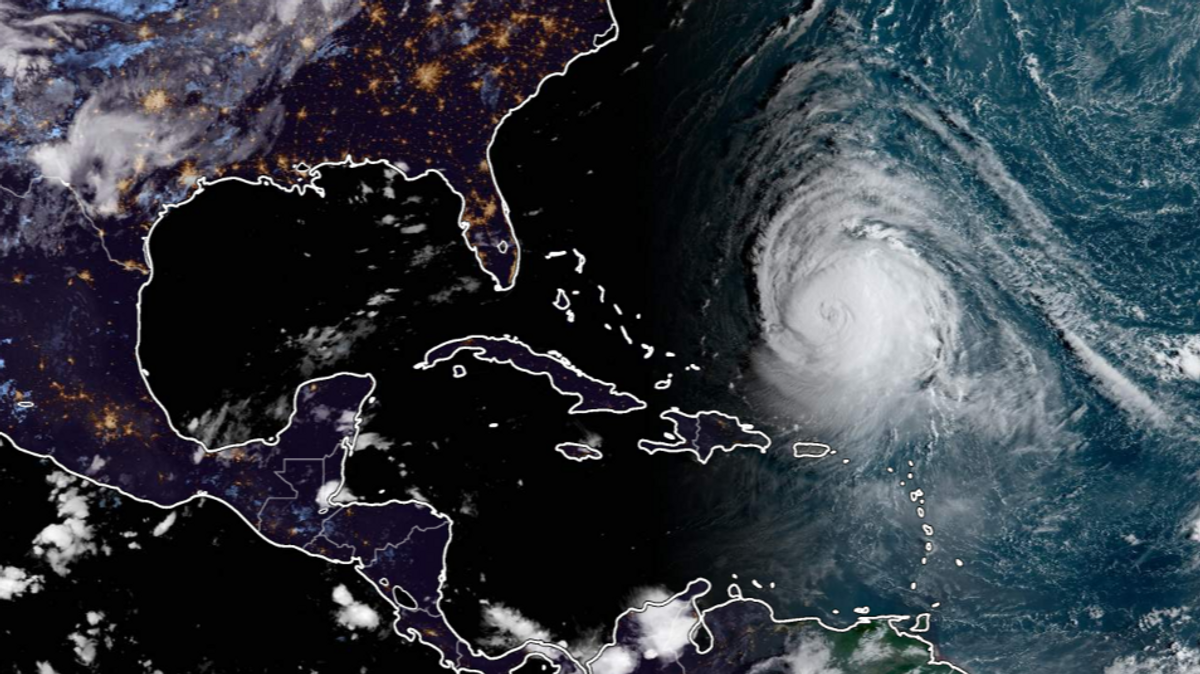 El huracán Lee se dirige a la costa este de Estados Unidos
