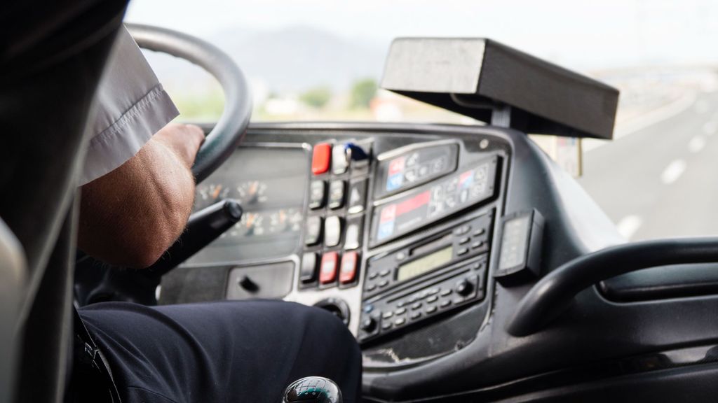 El mensaje viral de un conductor de autobús a su jefe tras ganar la lotería: "No volveré"