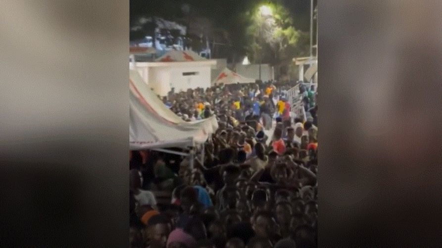 Lampedusa en alerta: 7.000 inmigrantes colapsan la isla entre gritos, hambre y dolor