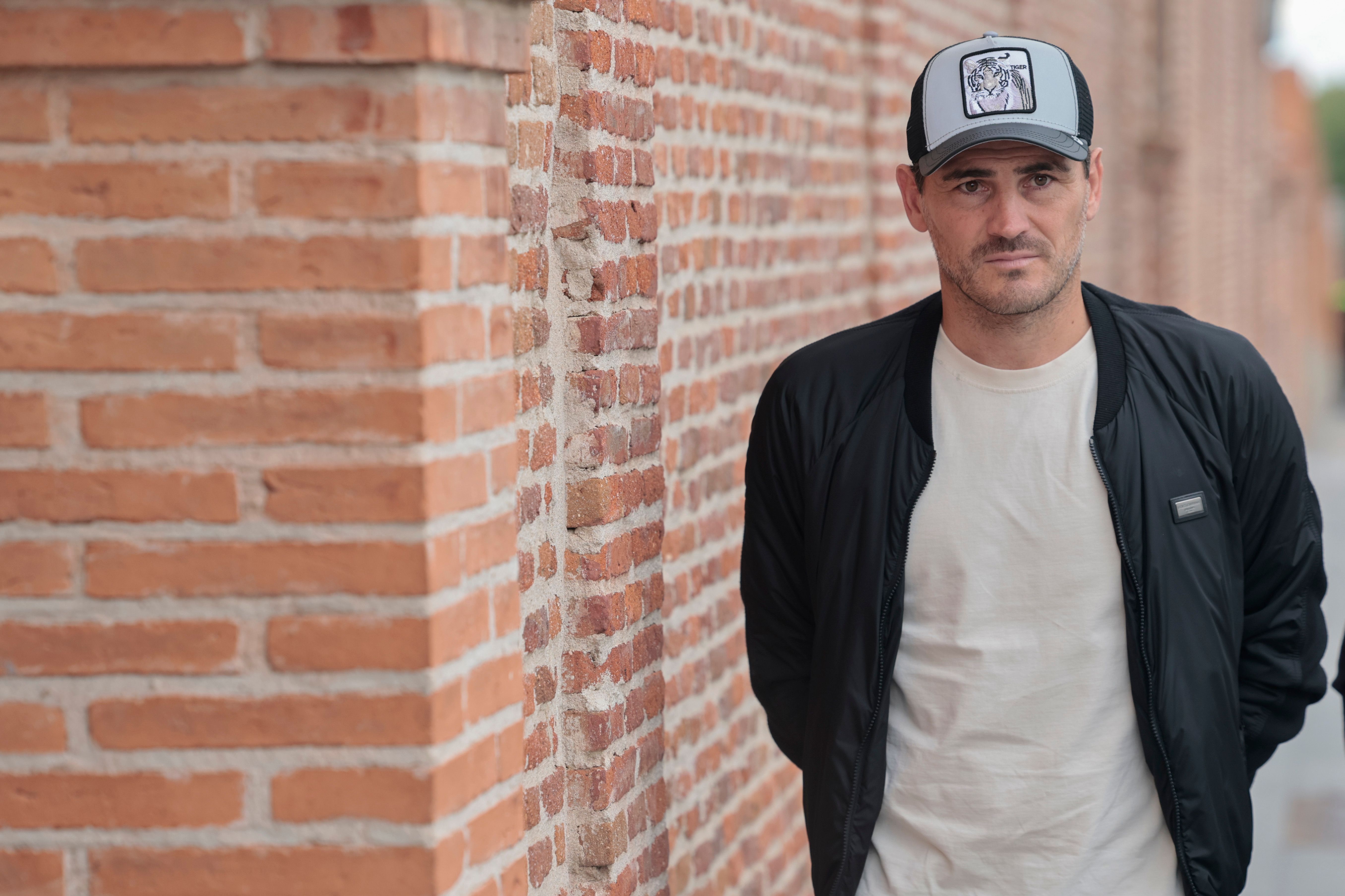 Amigos y compañeros de profesión dan el último adiós a Pepe Domingo Castaño en el Tanatorio de Pozuelo