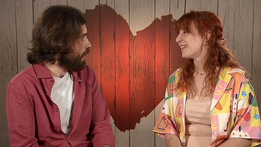 Alejandro y Patricia durante su cita en 'First Dates'