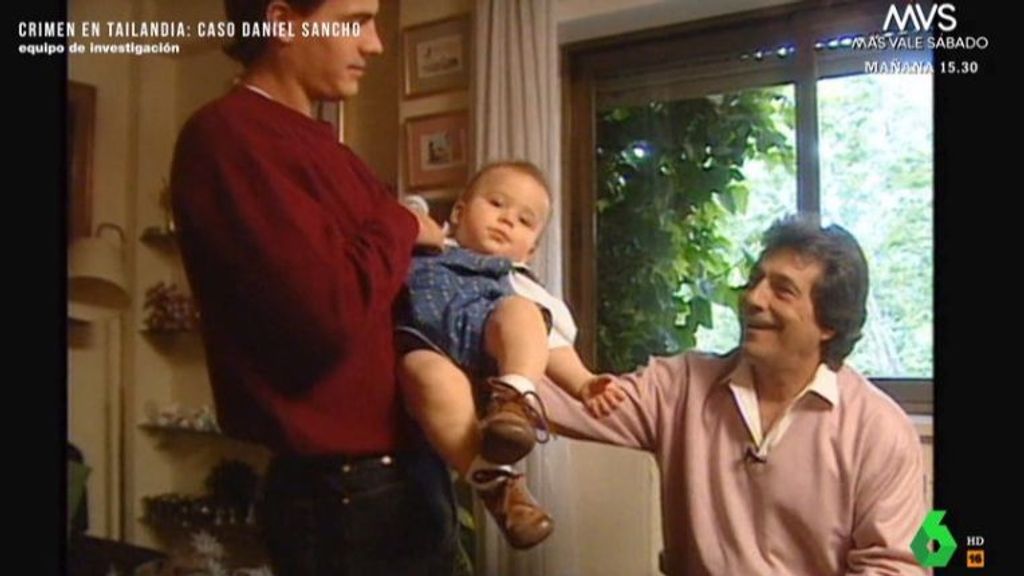 Daniel Sancho, con su padre Rodolfo Sancho y su abuelo, Sancho Gracia