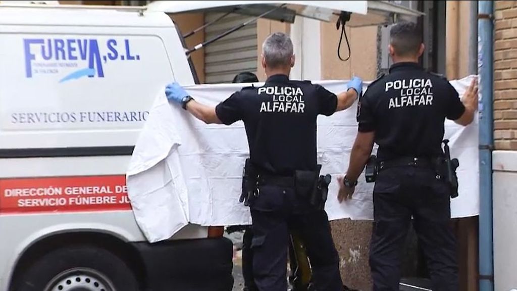 Muere un hombre de 59 años en el incendio de su piso en Alfarfa, Valencia