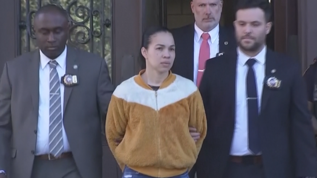 Detenida la responsable de una guardería, tras la muerte de un niño por una posible exposición a opioides, en Nueva York