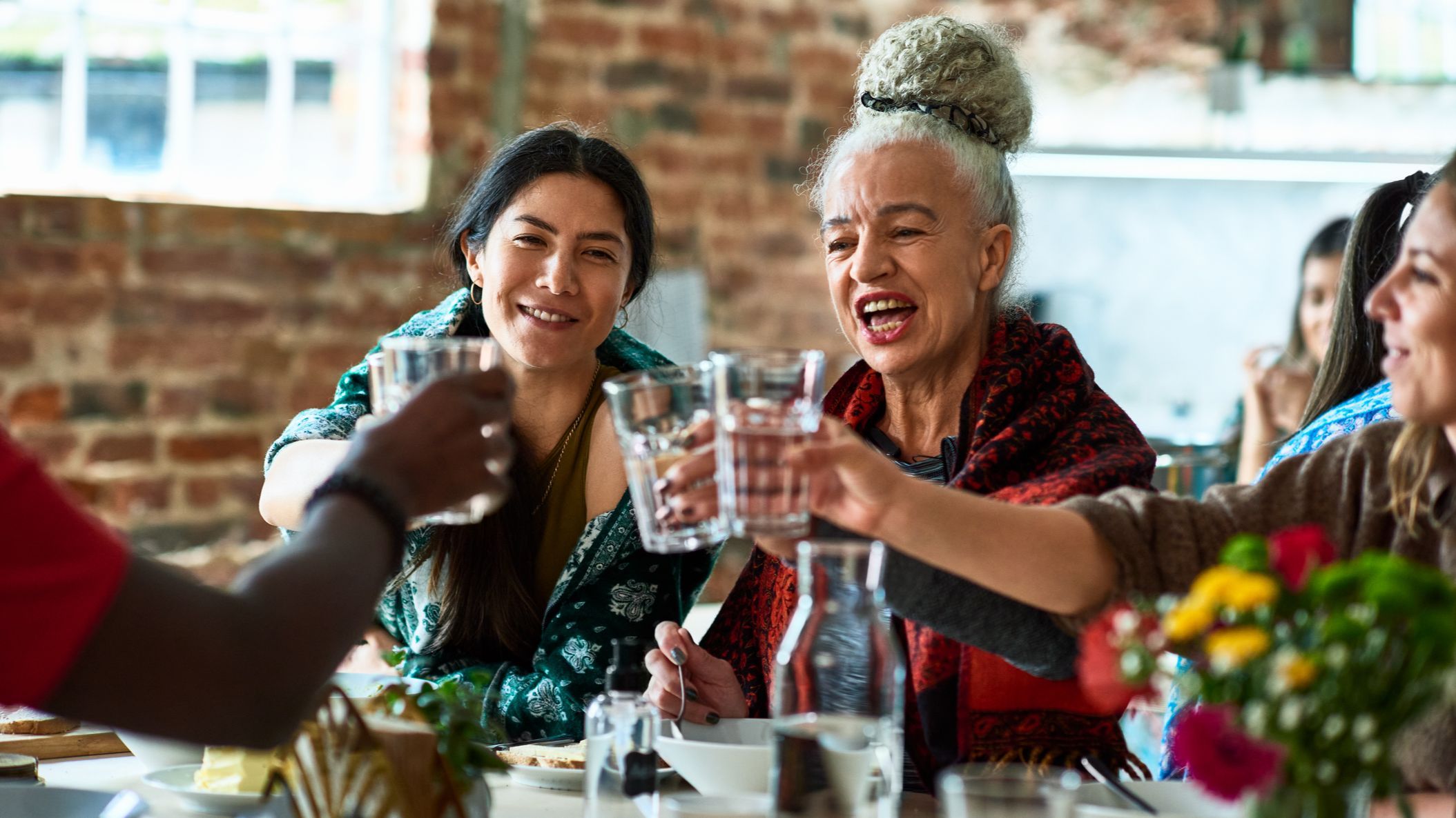 Entre mujeres solas. El llamado 'cohousing' cobra fuerza en el Reino Unido.