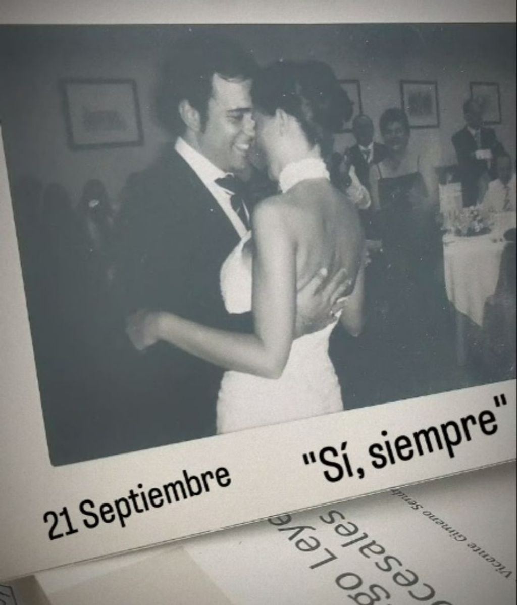 Isabel Rábago comparte una instantánea inédita de su boda
