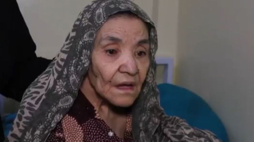 Liberan a una mujer encerrada durante 25 años en un habitáculo sin luz en Afganistán