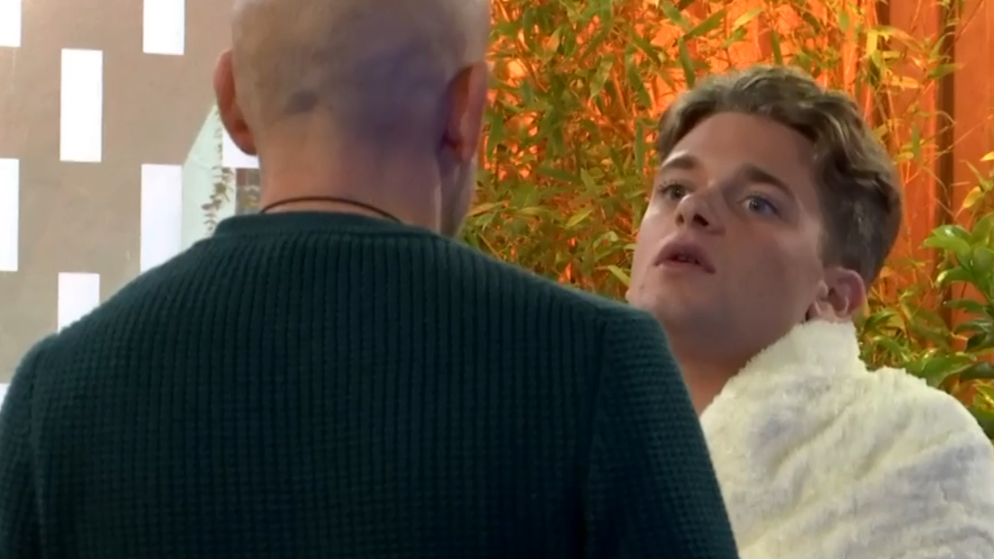 Gustavo pide explicaciones