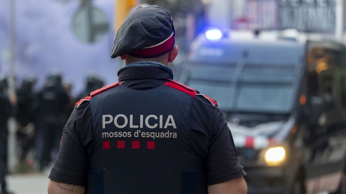 19 detenidos y cinco heridos, dos de ellos graves, tras la segunda noche de la Mercè en Barcelona