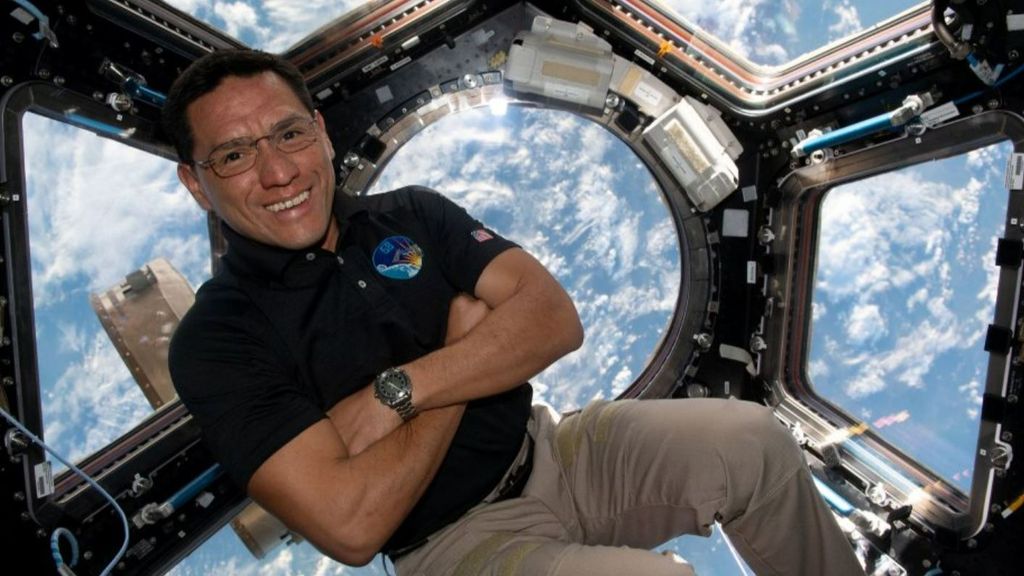 Frank Rubio, el astronauta de la NASA que lleva un año vagando en el espacio y planea regresar a la Tierra