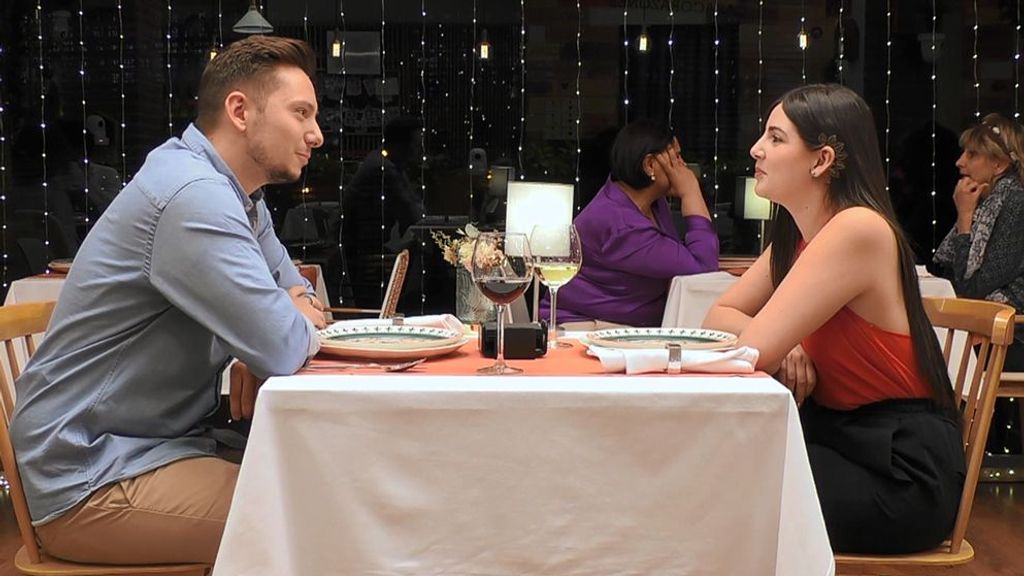 Marius y Jilly durante su cita en 'First Dates'