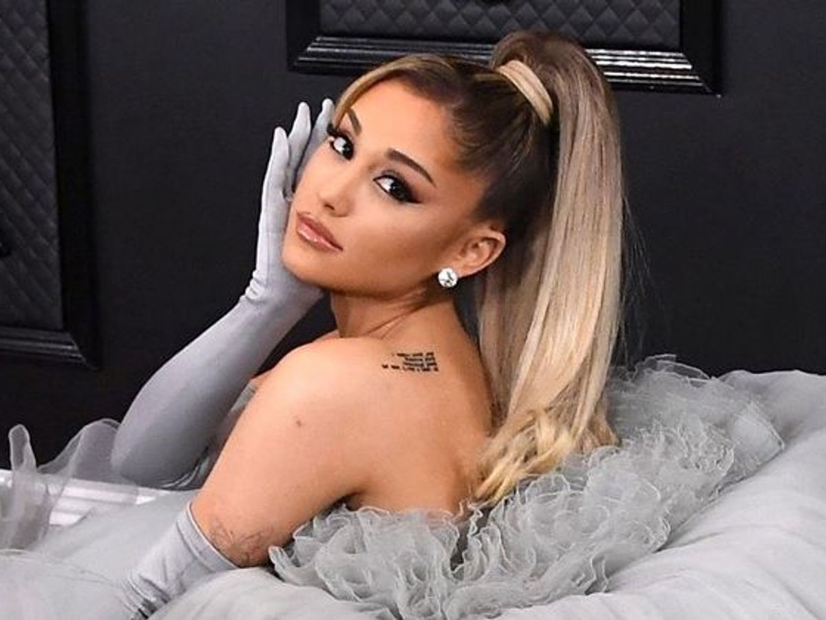 Ariana Grande se rompe al hablar de su adicción a la toxina botulínica