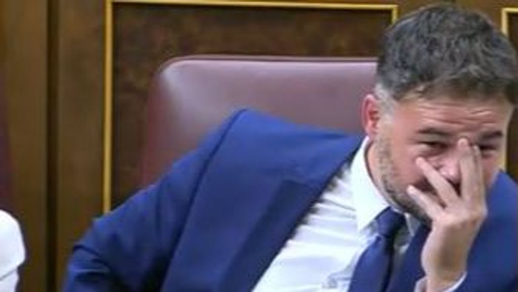 Gabriel Rufián, durante el turno de palabra de Alberto Núñez Feijóo