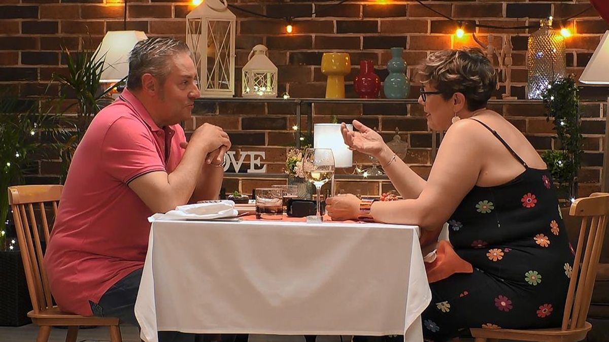 Lo que más le gusta de su cita de ‘First Dates’ es su profesión: “Qué triste, ¿No?”