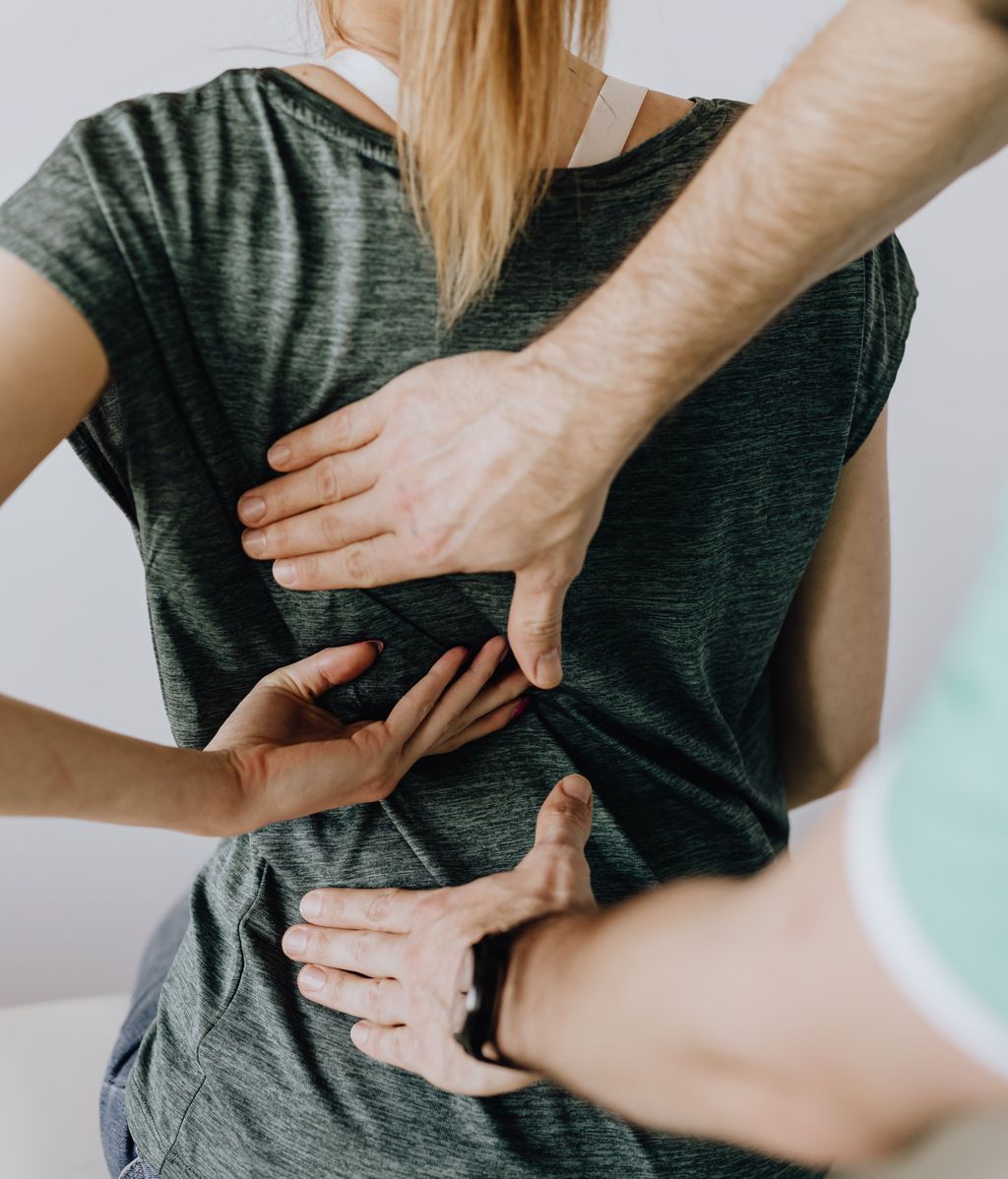 La cesárea puede provocar dolores de espalda. FUENTE: Pexels
