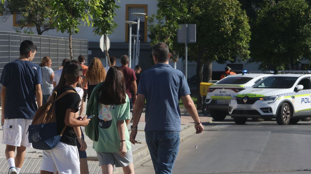 Sigue la consternación por el apuñalamiento múltiple en un instituto de Jerez de la Frontera