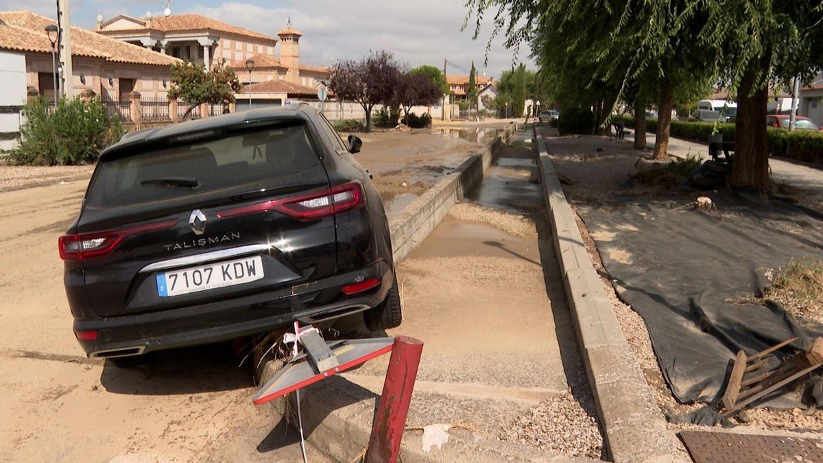 Coche afectado por los efectos de la DANA en la localidad toledana de Magán.