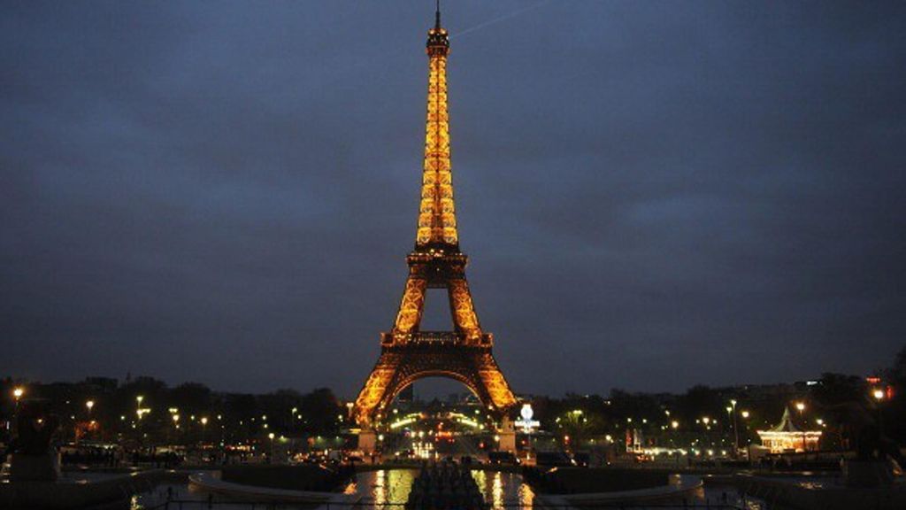 Archivo - Torre Eiffel.