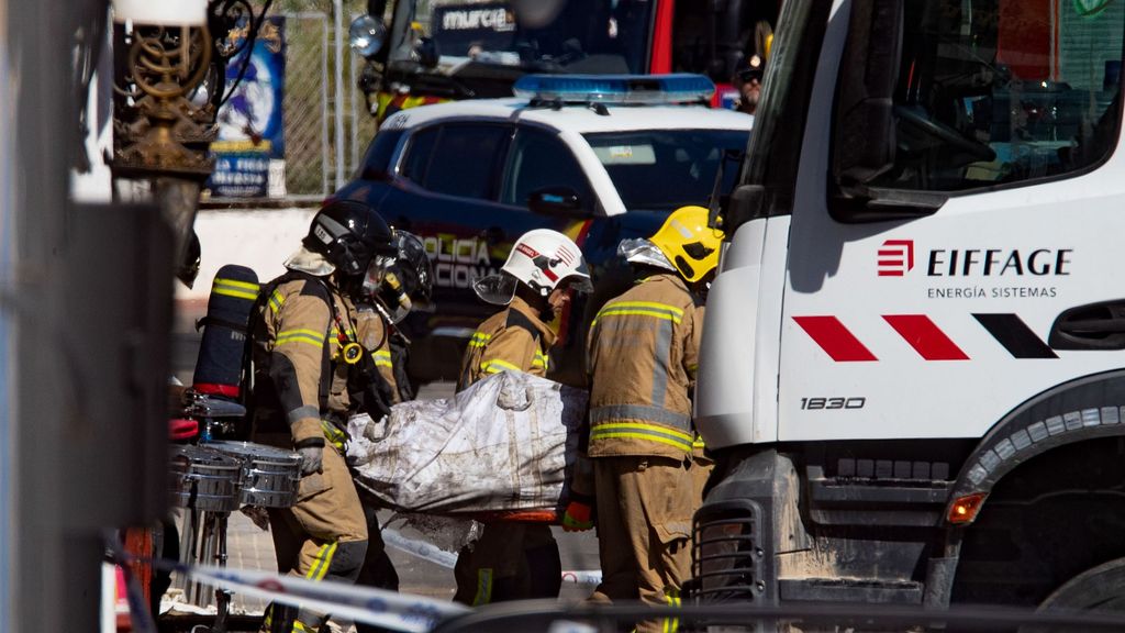 Seis fallecidos y cuatro intoxicados en el incendio de una discoteca en Murcia