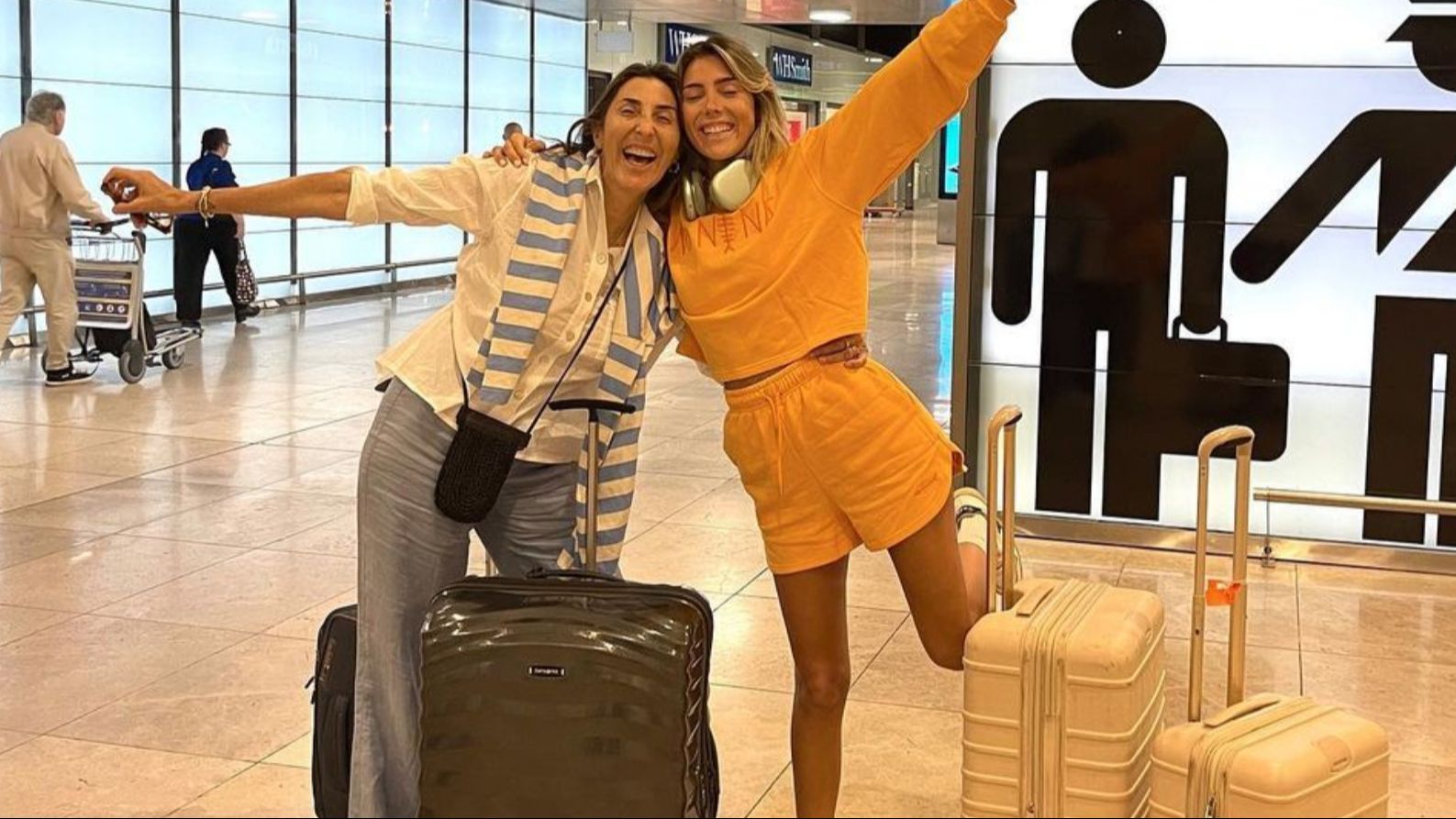 Así es la maleta de lujo de viaje de Ana Ferrer Padilla