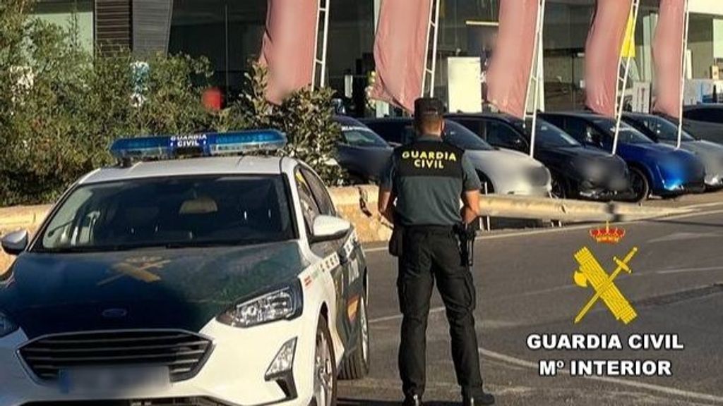 Encuentran a una mujer muerta en su casa después de que los vecinos la echaran en falta en Valladolid