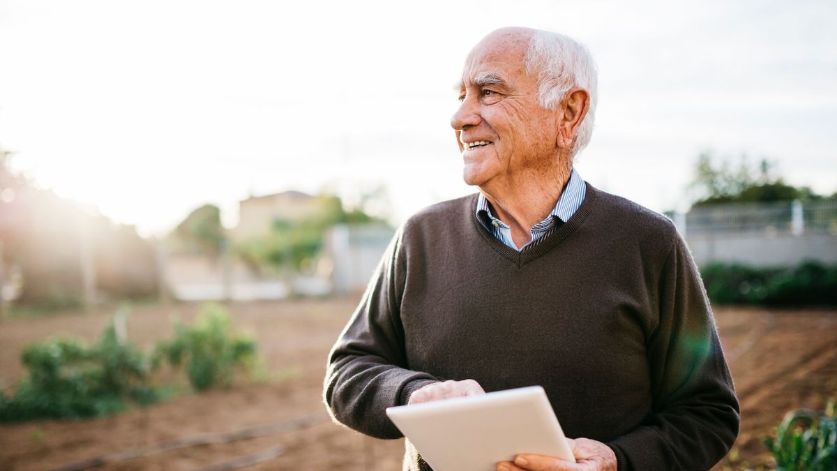 Los consejos de un cardiólogo de 95 años para tener una vida larga y feliz