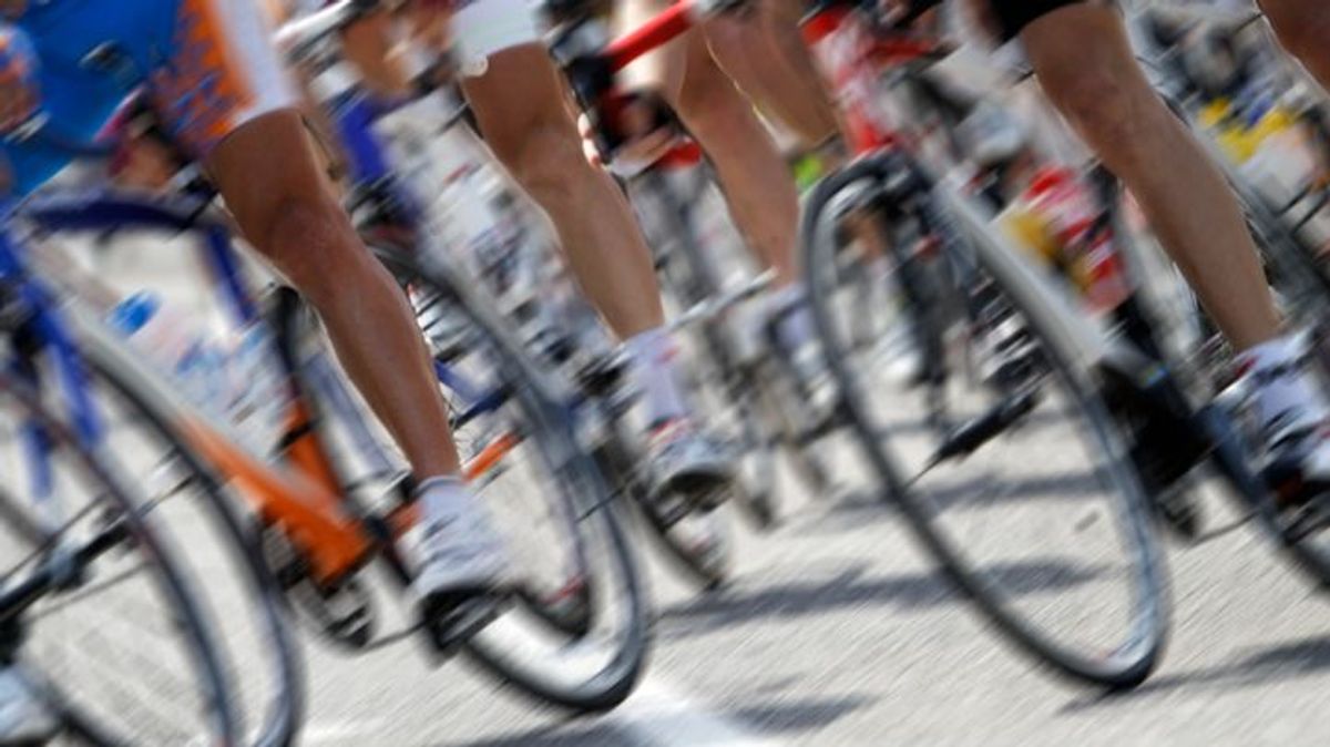 Muere un triatleta en el IRONMAN 70.3 de Barcelona mientras realizaba el tramo ciclista