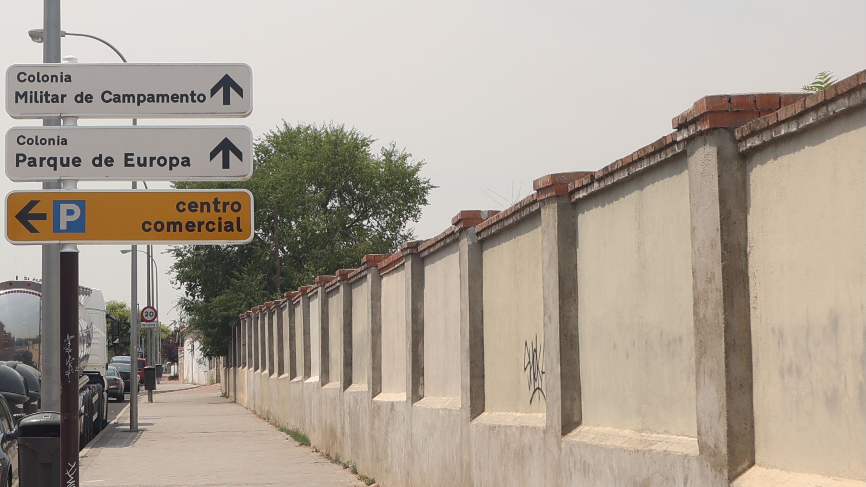 Señalización cercana a la ‘Operación Campamento’, zona de la A-5 de Madrid