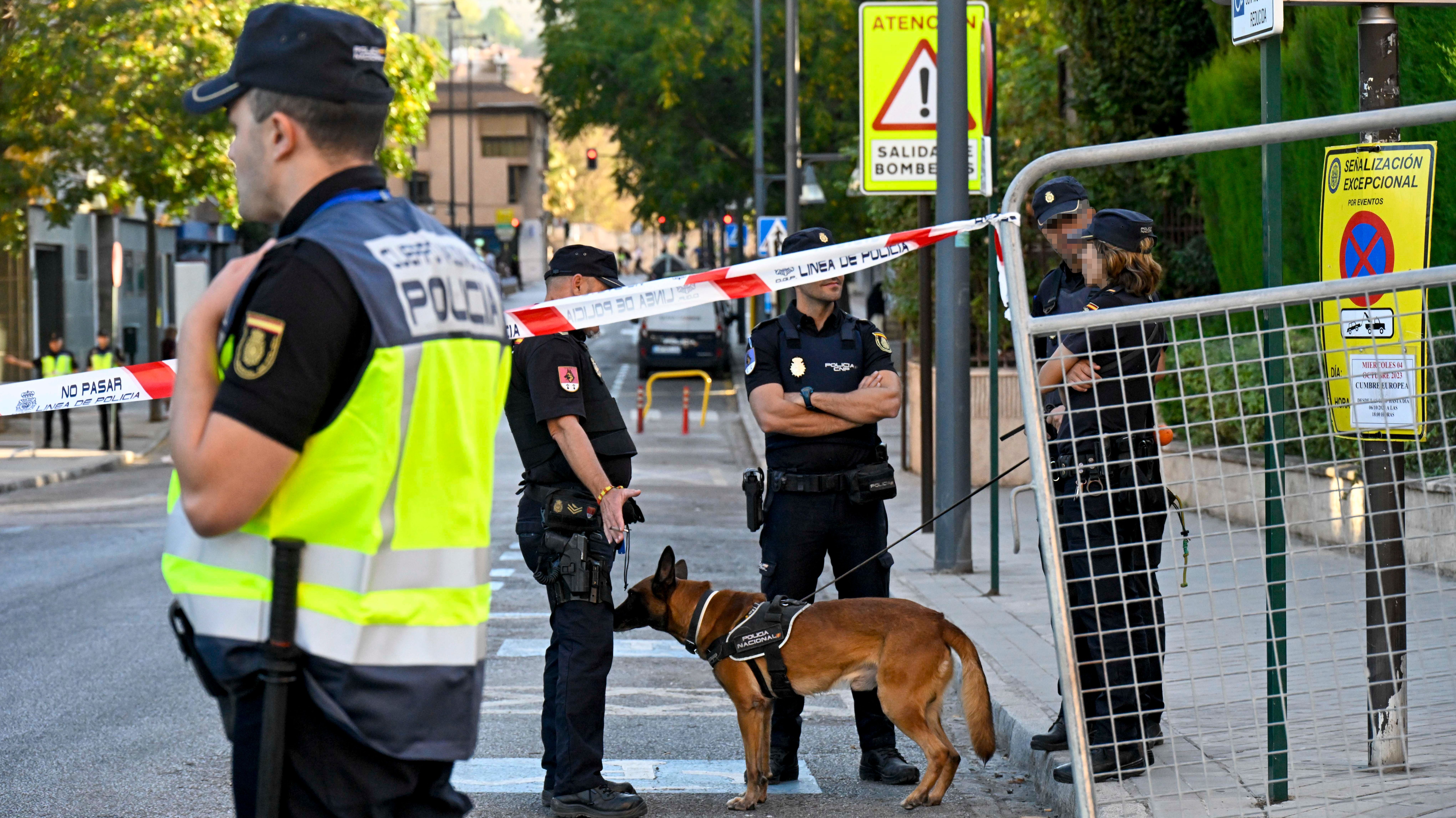 Granada se blinda: 5.000 agentes velan por la seguridad de la ciudad en la Cumbre de la Comunidad Política Europea