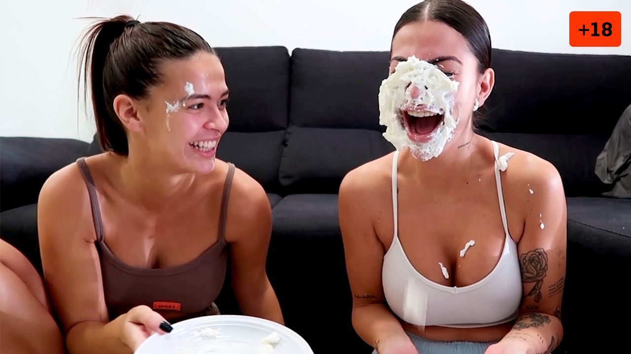 Ana Nicolás y Tania Déniz hablan sobre sus experiencias sexuales (2/2)