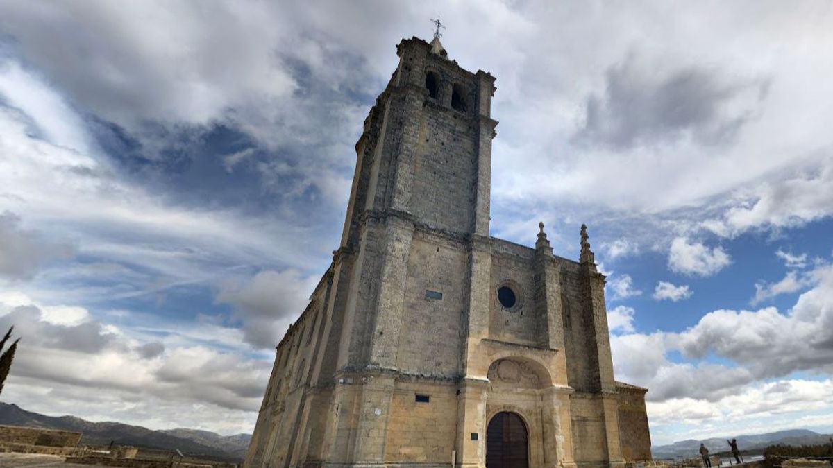 El milagro del pequeño Dylan, el niño que se salvó de una caída de siete metros en Jaén