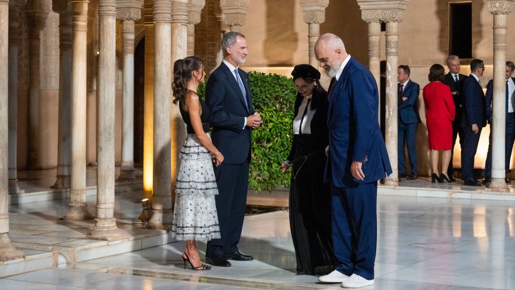 Edi Rama, el primer ministro de Albania que ha acaparado la atención dela Cumbre Europea de Granada por ir en deportivas