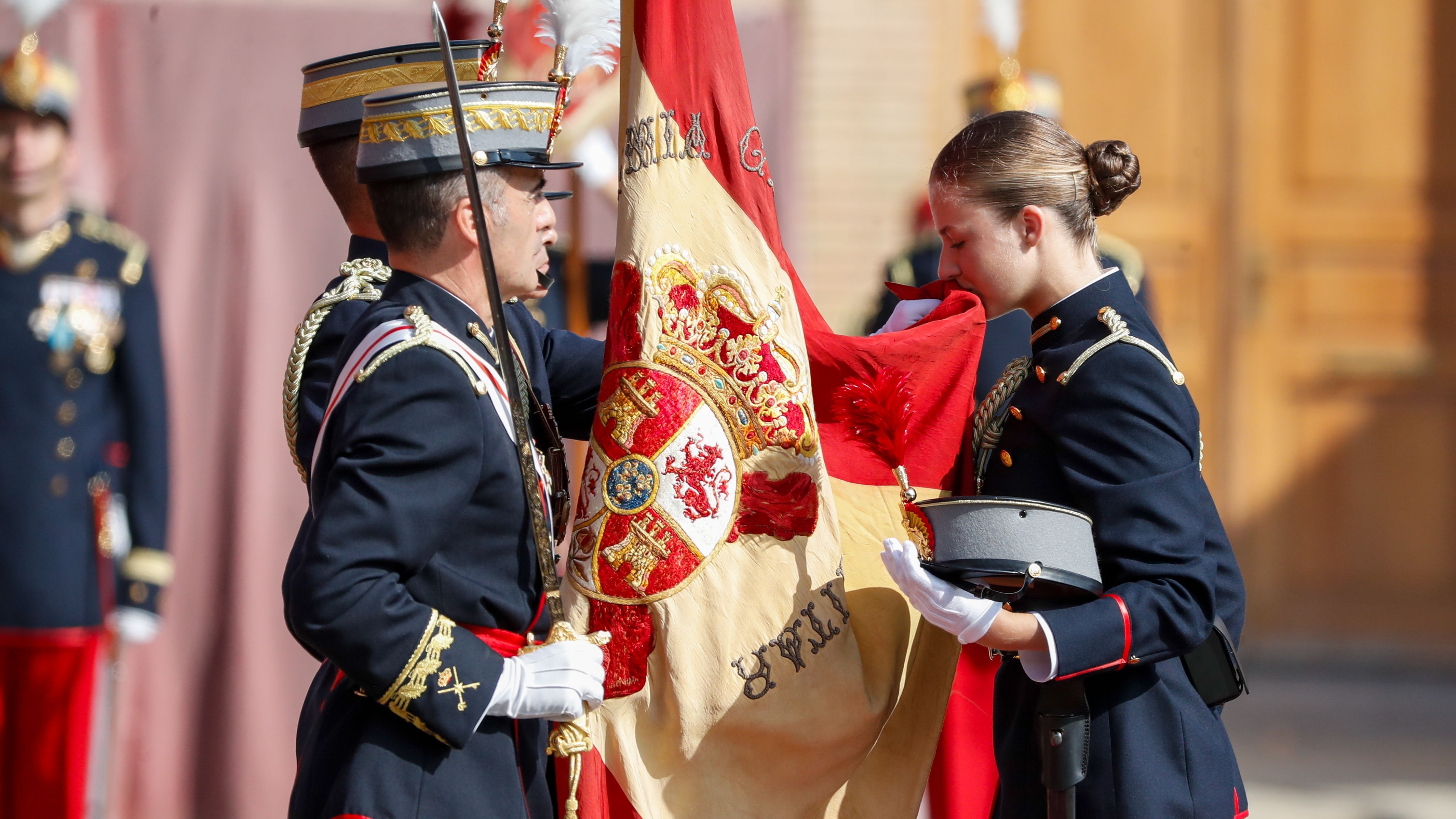 Jura de bandera de la princesa Leonor