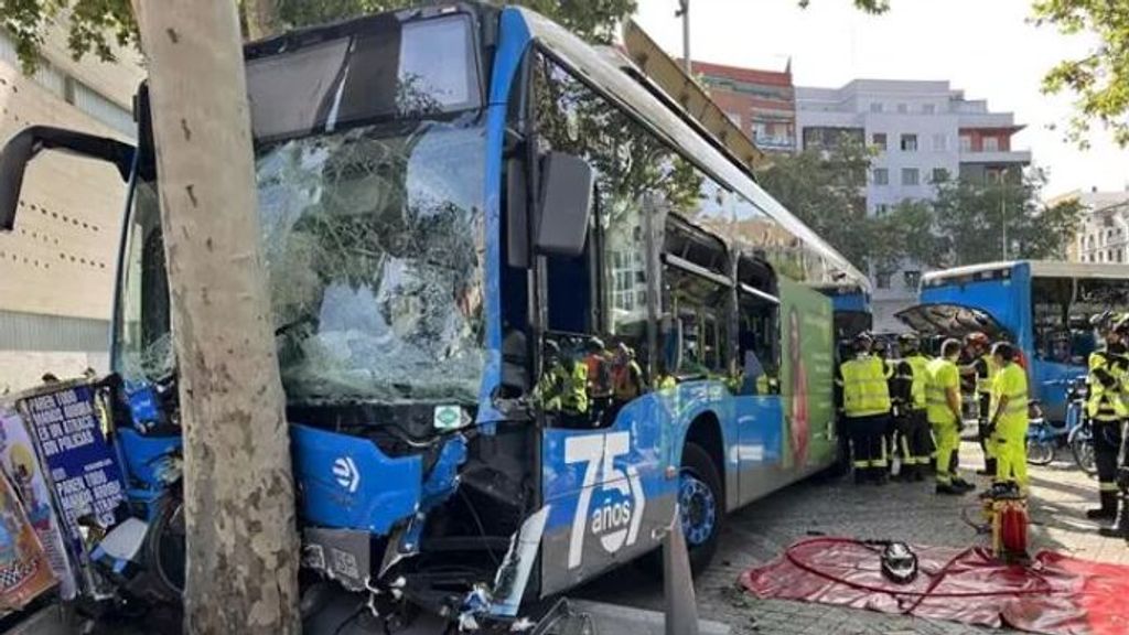Seis personas heridas leves en Madrid por el accidente de un autobús municipal