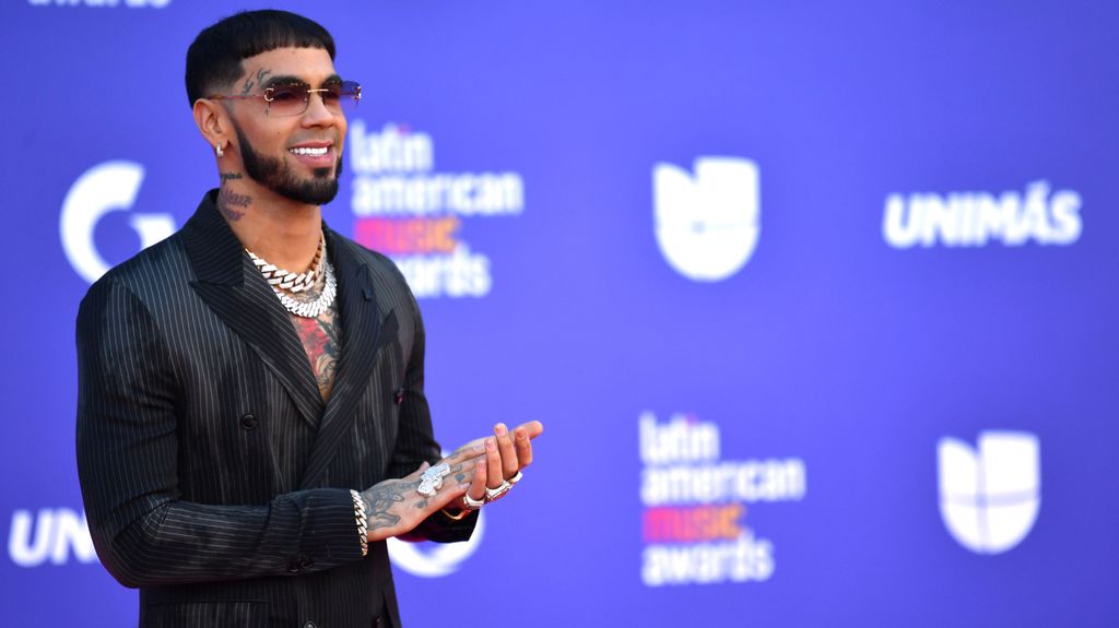 Anuel AA, operado de urgencia