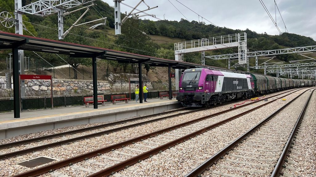 Muere una persona tras ser alcanzada por un tren de mercancías en Pontevedra