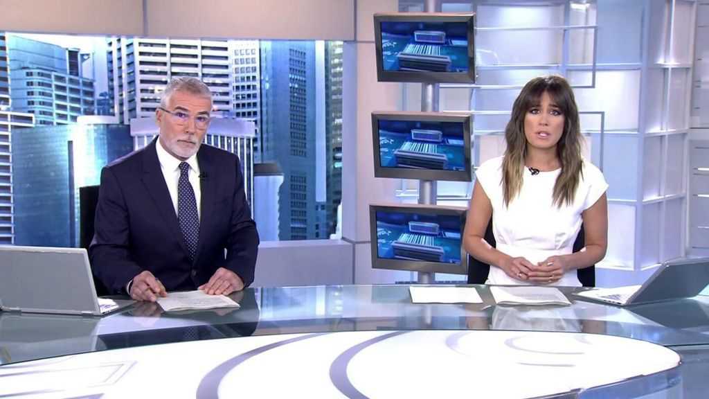 Con David Cantero e Isabel Jiménez Informativos Telecinco 2023 Mediodía 10/10/2023