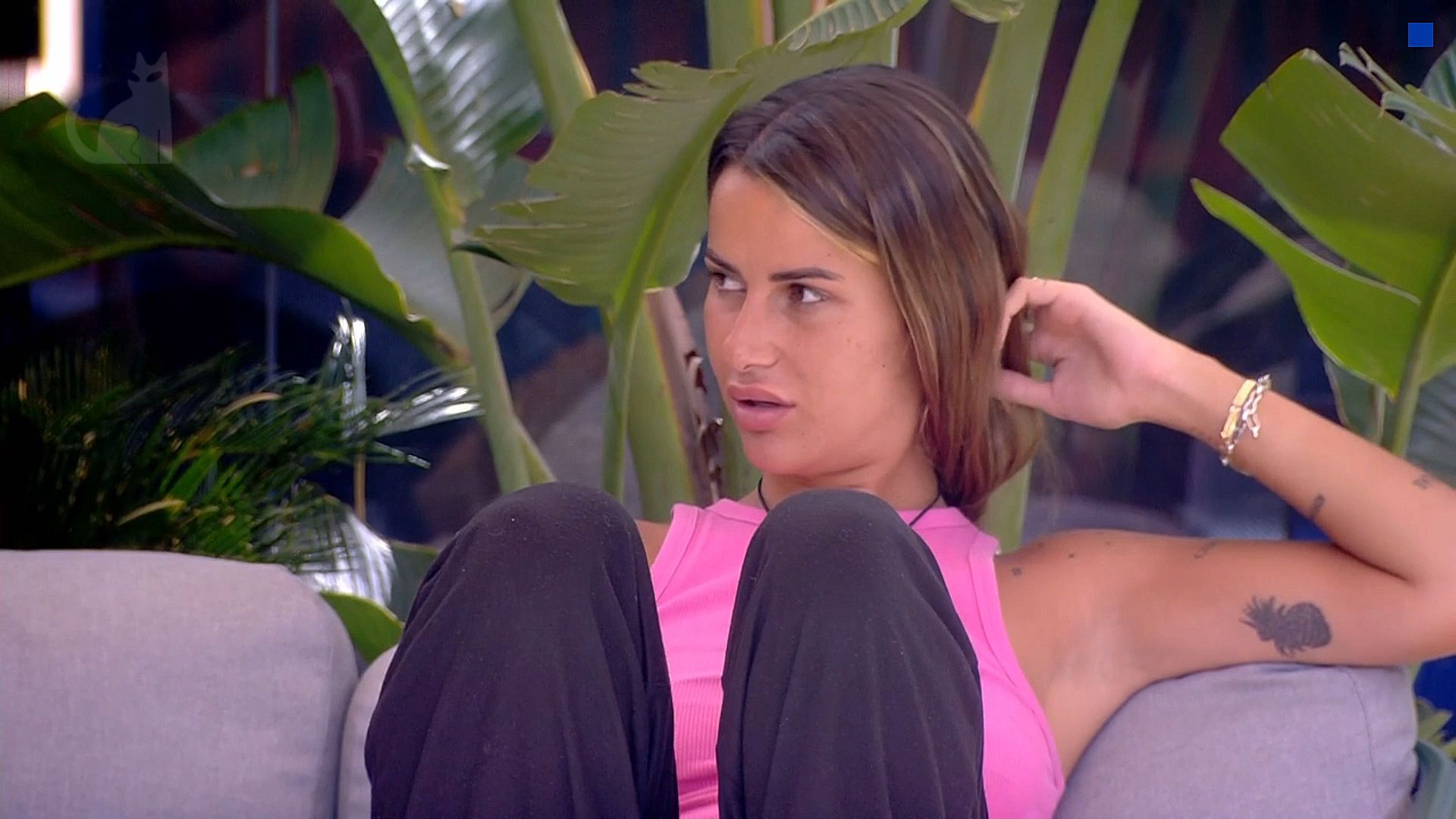 Pilar Llori habla con Albert Infante