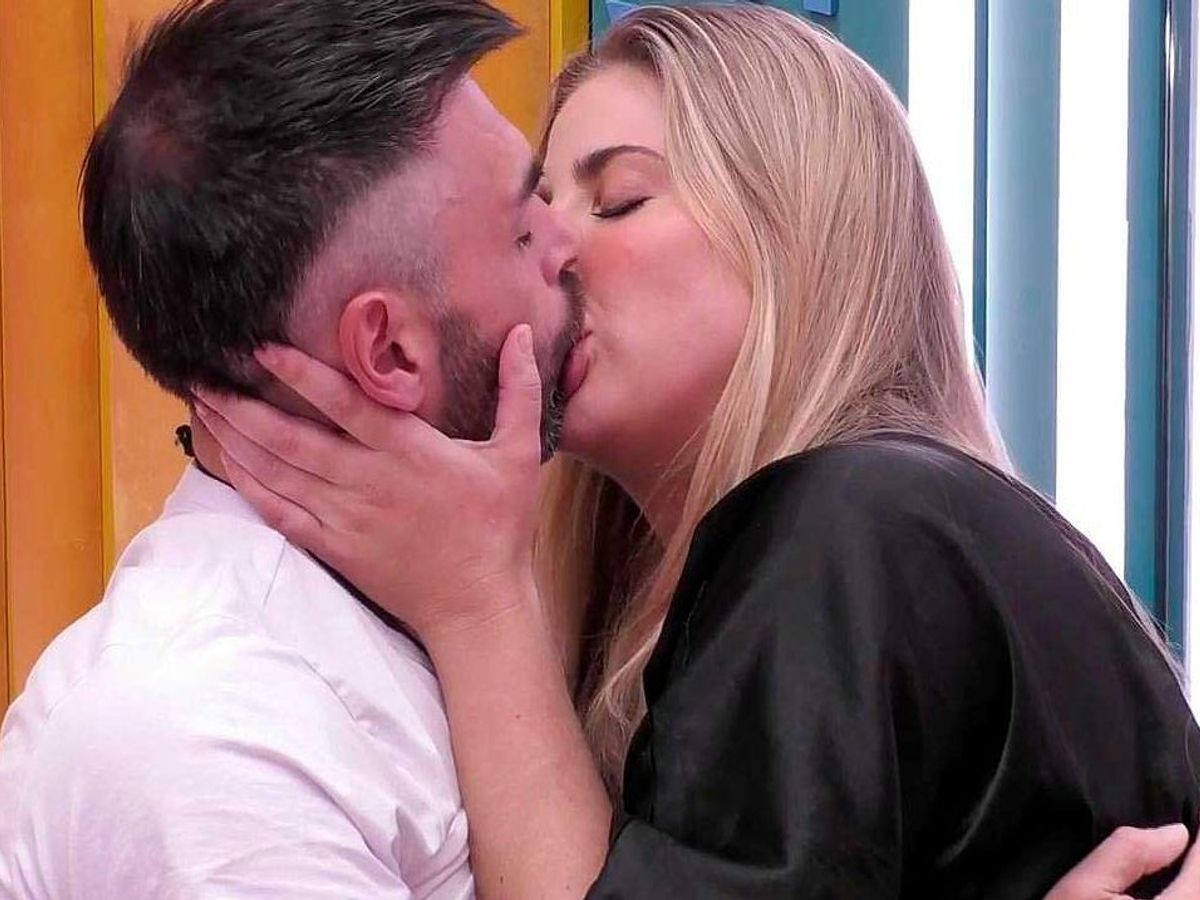 Zeus y Susana se besan apasionadamente - Gran Hermano VIP