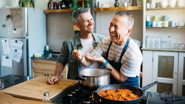 Los hogares conformados por una pareja sin hijos gozan de ciertas ventajas: la estabilidad económica por ejemplo.