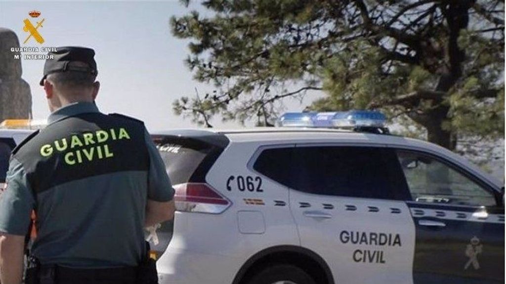 Agrede a un agente de la Guardia Civil en la puerta del cuartel de Riba-roja