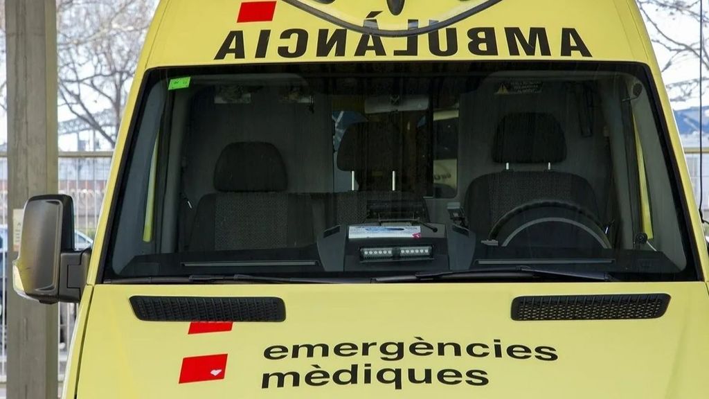 Un niño ha apuñalado a una compañera en un instituto de L'Hospitalet