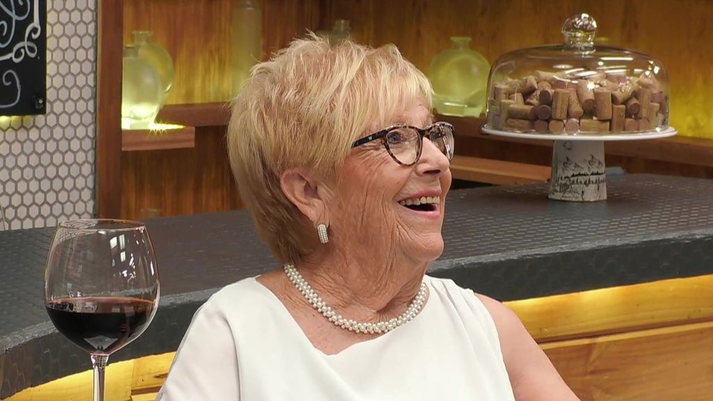 Amparo se queda de piedra al volver a ver a Toñín en ‘First Dates’: “¡Qué guapo estás, no pareces tú!”