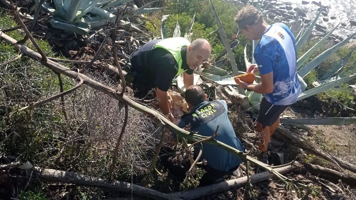 Localizan a una mujer de 76 años que estaba desaparecida en Tarifa en mitad del temporal