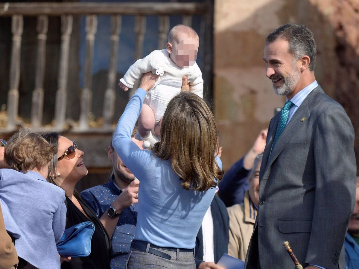 Los momentos más curiosos de la Familia Real en las visitas al Pueblo  Ejemplar