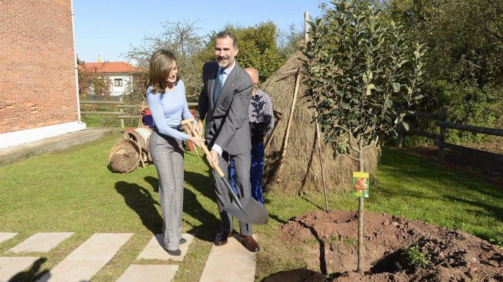 Los Reyes, 'manos a la obra' en Poreñu